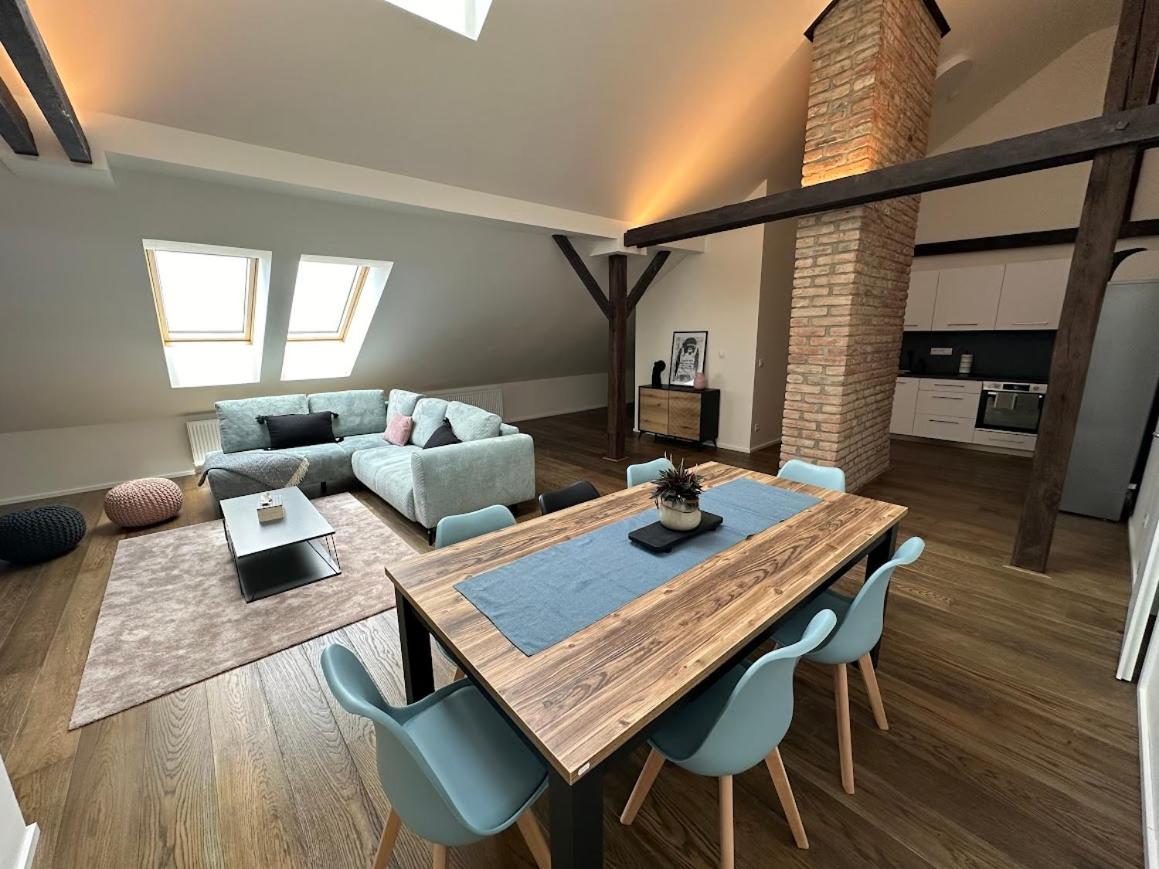 Loft Apartments براغ المظهر الخارجي الصورة